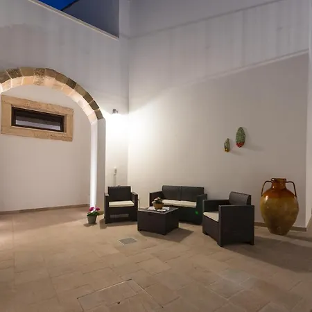 Bed & Breakfast Donna Fiora Antica Dimora Alliste